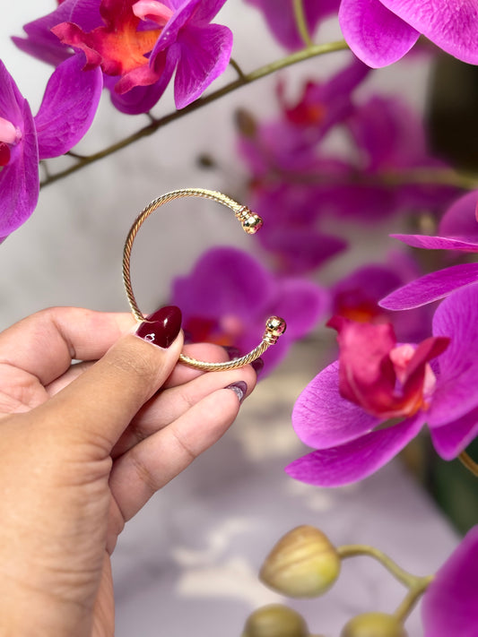 Golden Hour Twist Bracelet